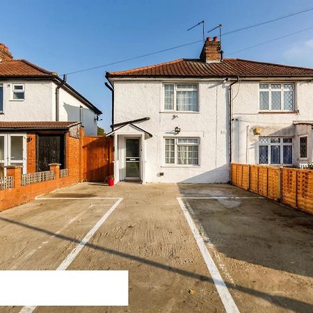 Apartamento Cosy Private Flat In London, Free Parking On Premise Carshalton Exterior foto