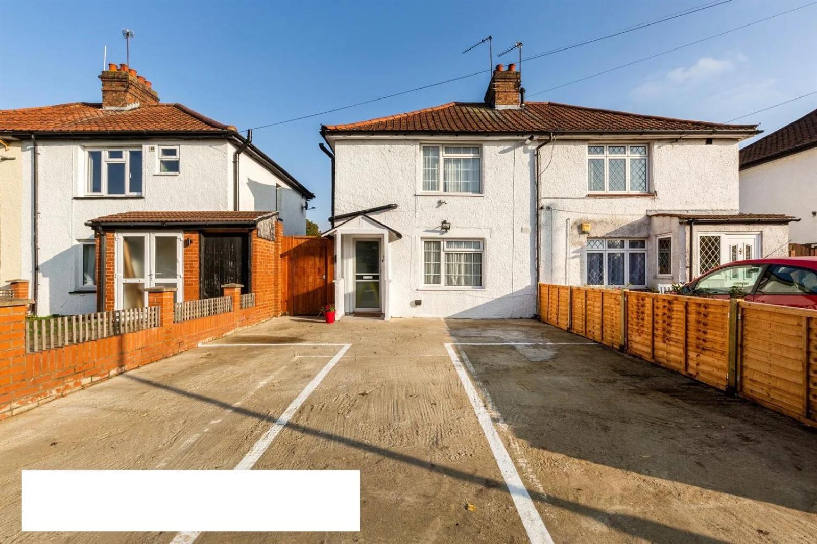 Apartamento Cosy Private Flat In London, Free Parking On Premise Carshalton Exterior foto